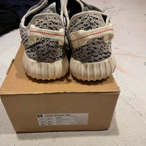 adidas yeezy boost 350 turtle doves - Picture 3 of 4